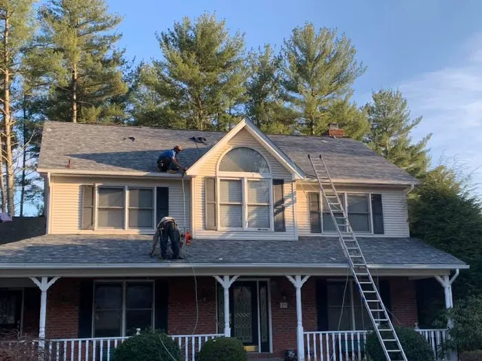 TM Roofing & Siding Picture 6