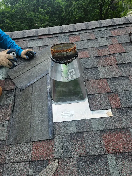Monroy's Roofing & Exteriors Picture 1