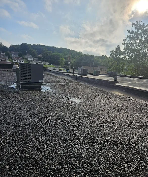 Monroy's Roofing & Exteriors Picture 2
