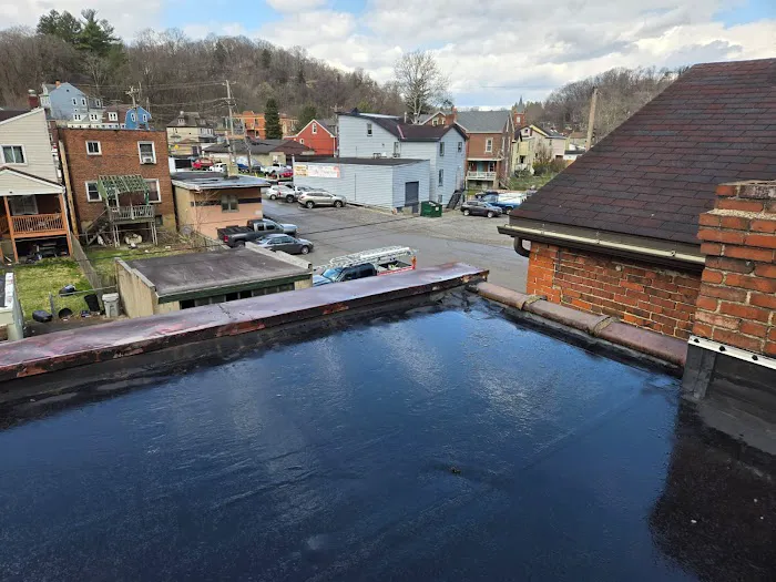 Monroy's Roofing & Exteriors Picture 6