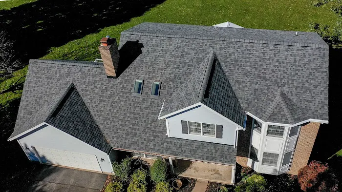 Oaks Roofing and Siding Picture 6