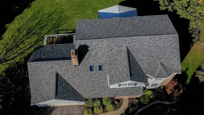 Oaks Roofing and Siding Picture 8