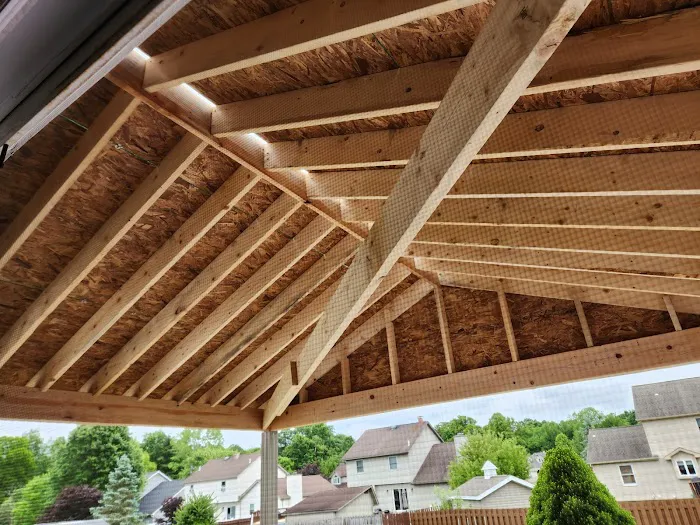 J Hardie Construction LLC Picture 10