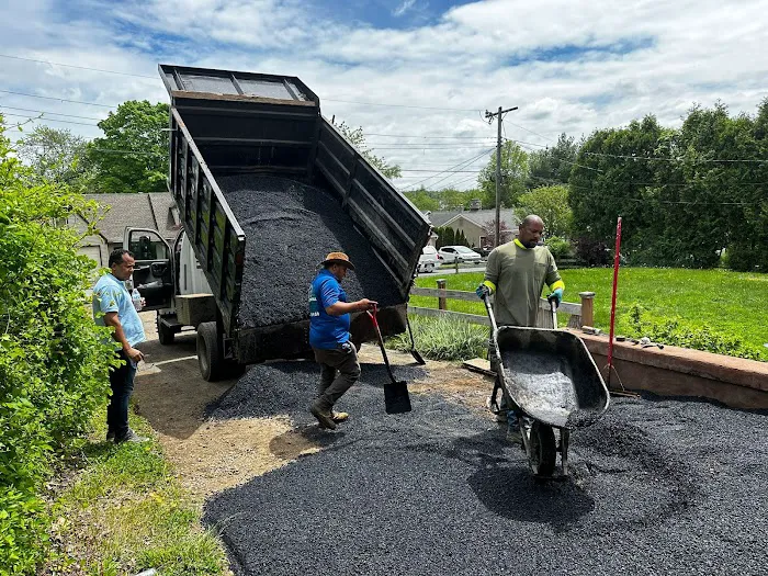 Leo Brothers Contracting Picture 6