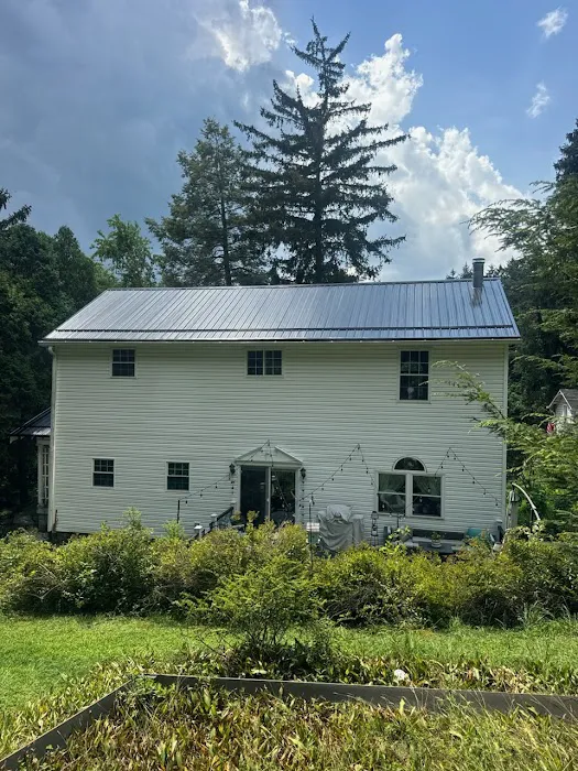 Tectum Quality Roofing Picture 6