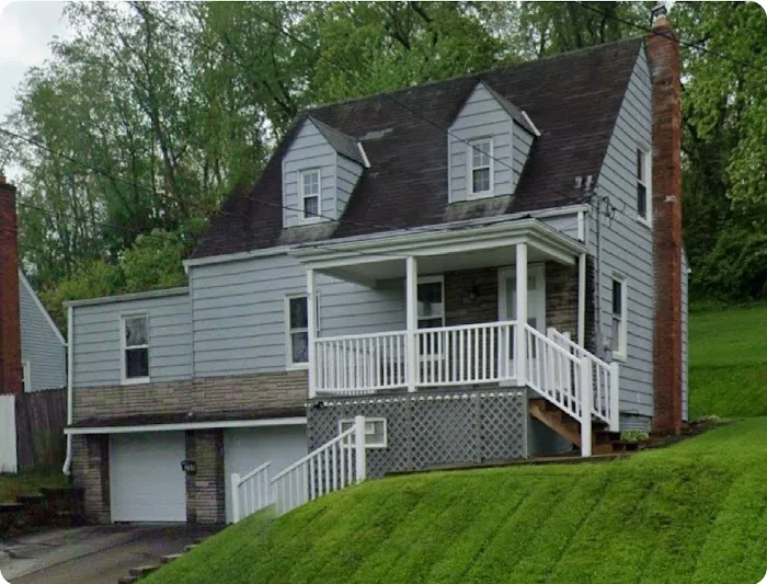 MY Pittsburgh Roofing Picture 1