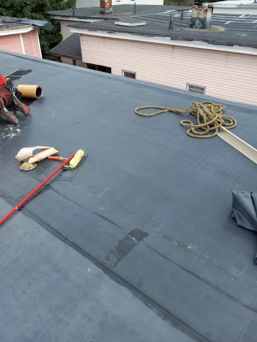 Custom Cut Roofing & Carpentry Picture 3