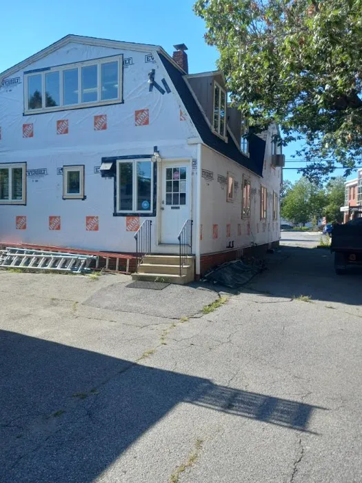 Custom Cut Roofing & Carpentry Picture 1