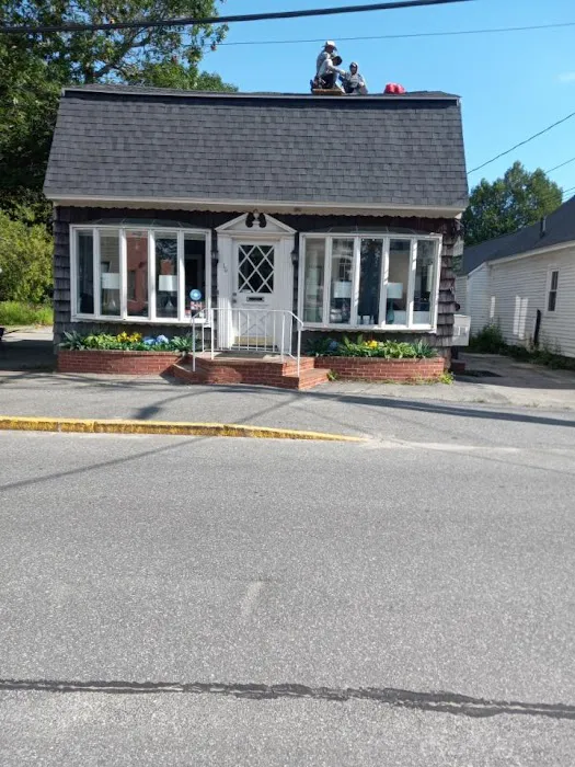 Custom Cut Roofing & Carpentry Picture 5