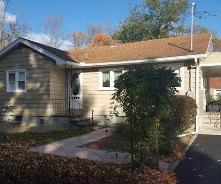 Top Notch Seamless Gutters