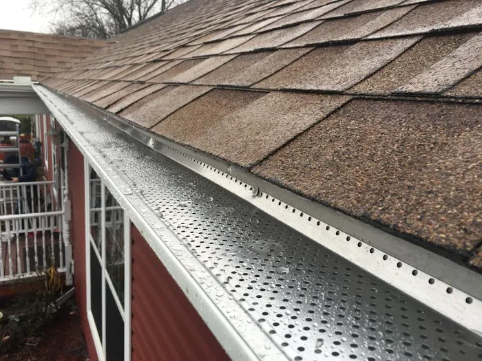 Top Notch Seamless Gutters Picture 10