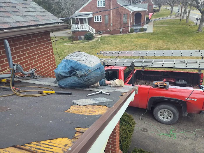 Chris Hull Roofing & Siding Picture 5