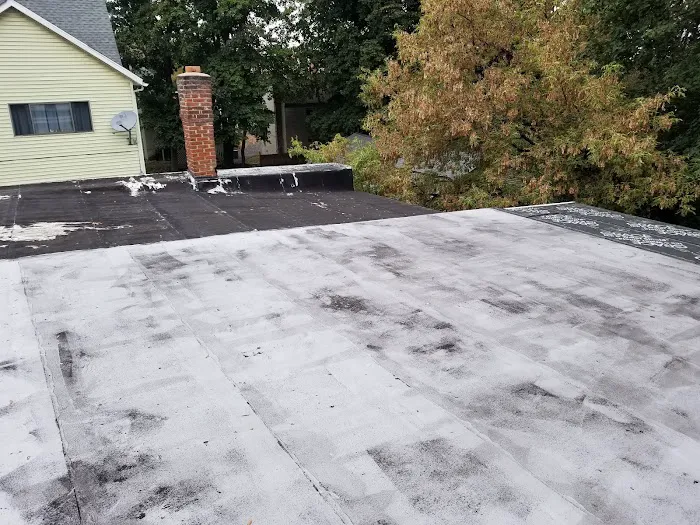 Lyndsey Roofing, LLC Picture 2