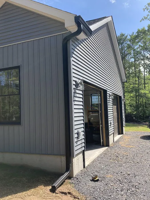 Paramount Construction and Seamless Gutters Picture 1