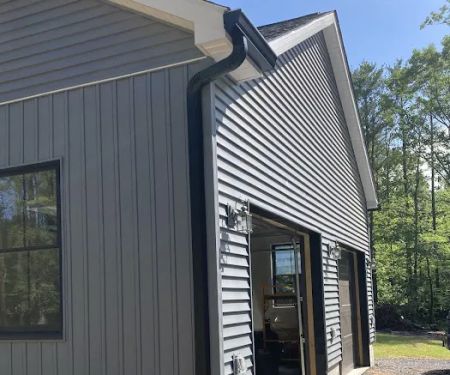 Paramount Construction and Seamless Gutters