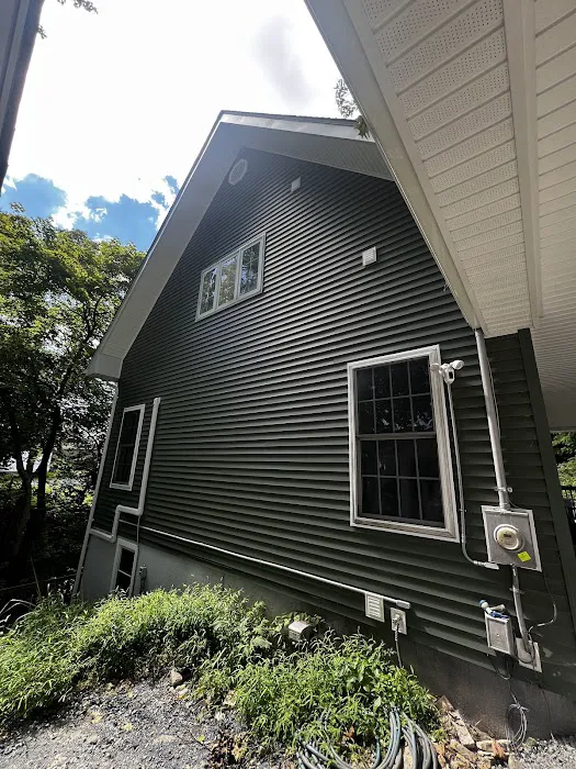 RH Total Exterior Corp Picture 3