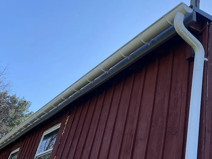 Garcia Seamless Gutters Picture 7