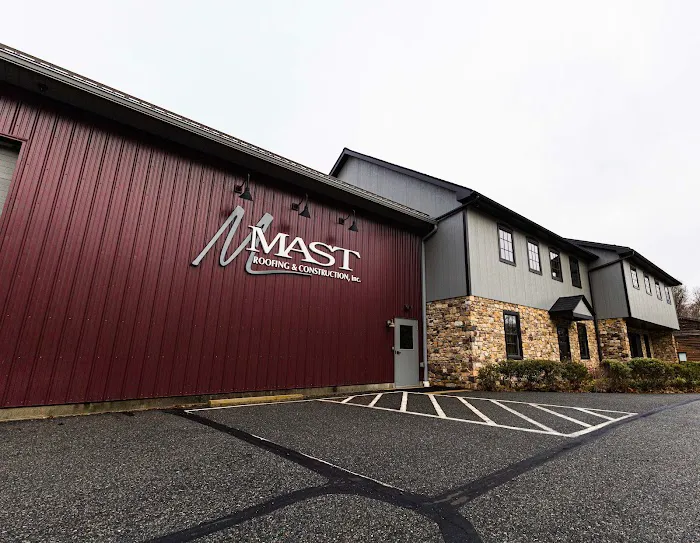 Mast Roofing & Construction Picture 1