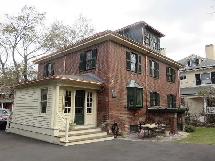 A-1 Seamless Gutters Inc. Picture 3