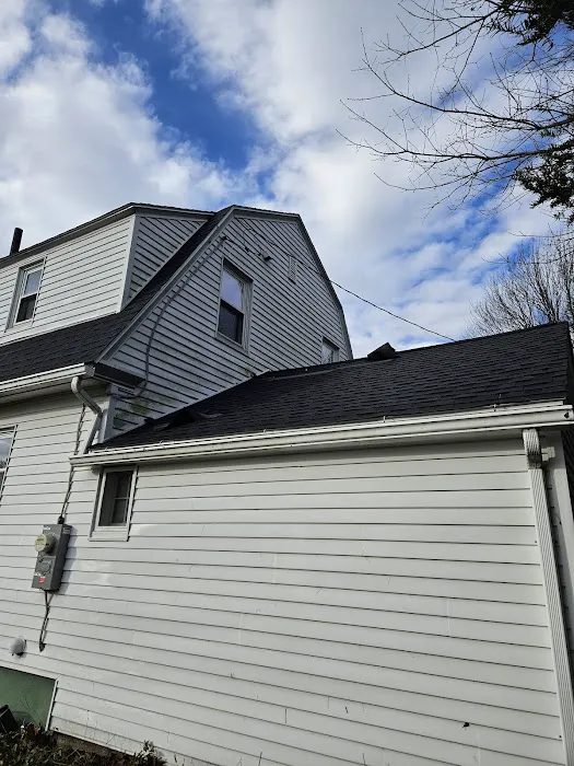 Maine Roofing Scapes & Repairs Picture 2