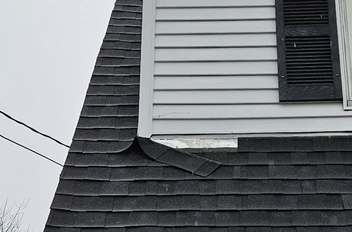 Maine Roofing Scapes & Repairs Picture 1