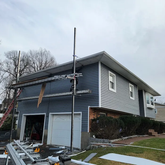 Am Siding and Roofing Inc Picture 3