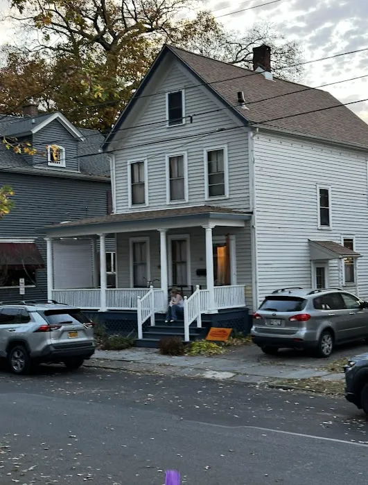 Roberts Roofing Picture 1