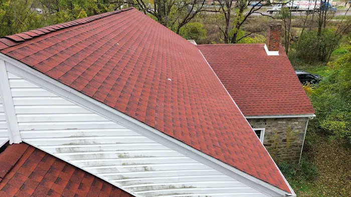 Eckroth’s Roofing Solutions Picture 3