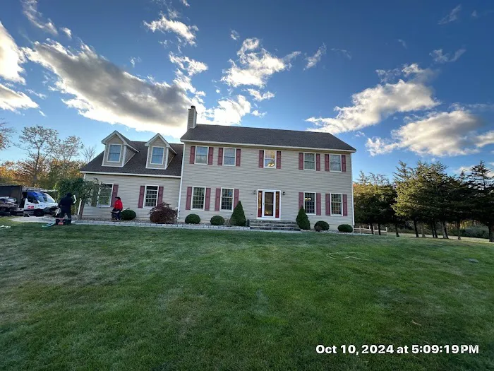 All Seasons Roofing & Siding Inc Picture 7