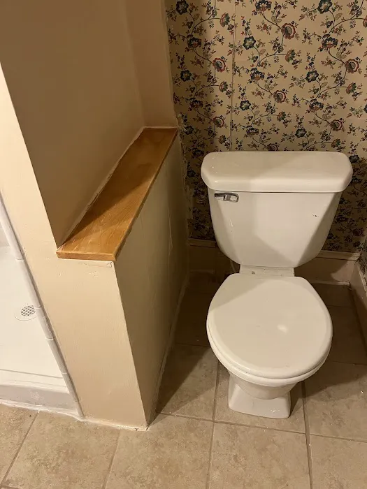 Elm Contractors LLC Picture 1