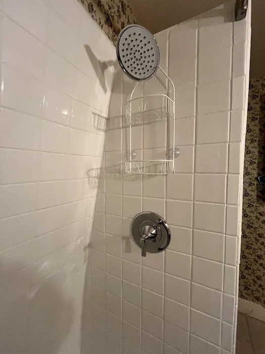 Elm Contractors LLC Picture 10