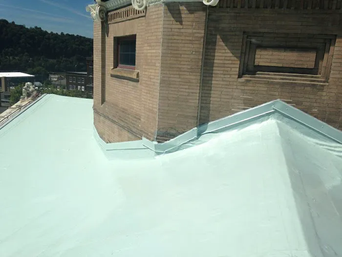 Hissom Roofing & Construction LLC Picture 2