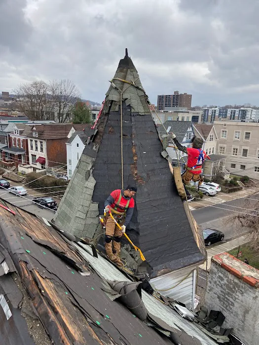 Youngstown Roofer Picture 1