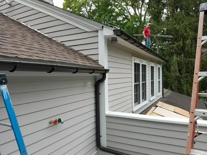 Empire Seamless Gutters Picture 8