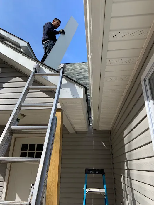 Empire Seamless Gutters Picture 10