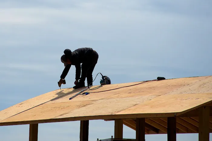 TLC Roofing LLC Picture 7
