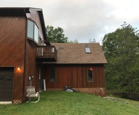 Hudson Valley Roofers Inc.