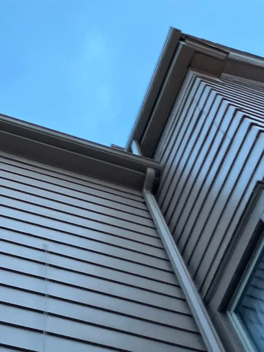 Oaks Roofing & Siding Picture 10
