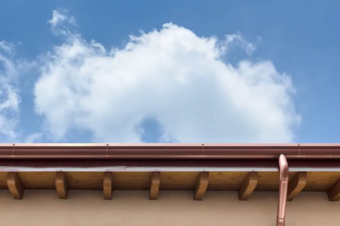 Top Notch Seamless Gutters Picture 1