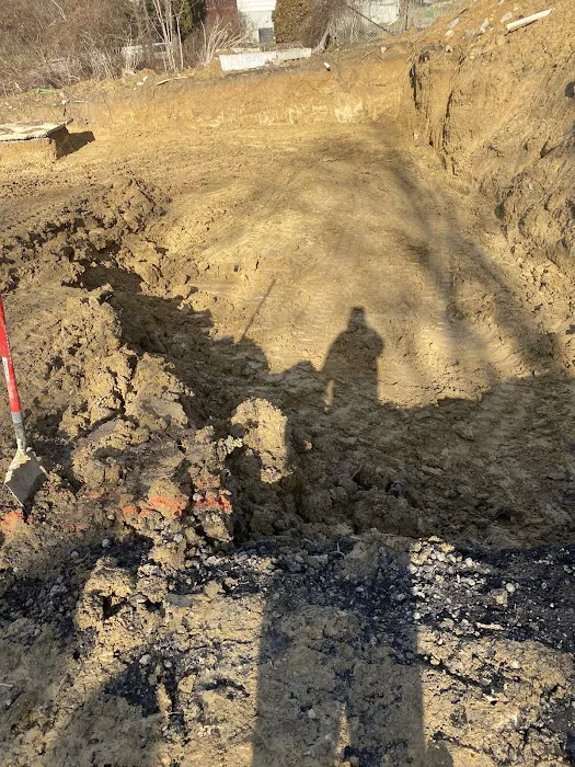 McCauley Construction Services LLC Picture 5