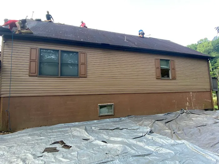 Elite Roofing LLC Picture 1