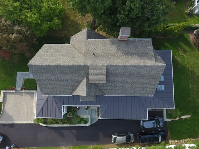 JM Roofing & Siding Picture 9