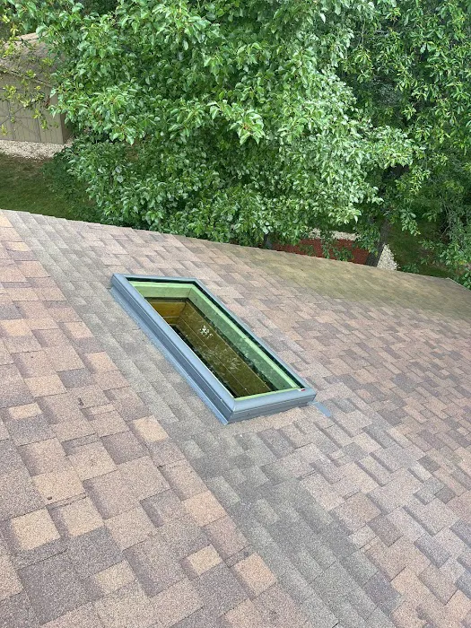 JHV ROOFING Picture 10