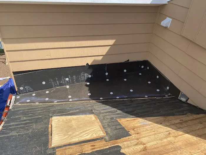 Brothers roofing Picture 10