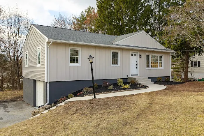 Upstate Roofing and Siding Picture 1
