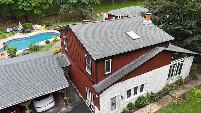 Valley Peak Roofing Co. Picture 2