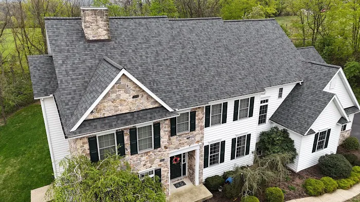 Valley Peak Roofing Co. Picture 1