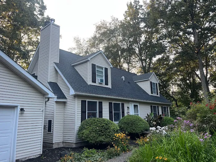 Priority Roofing & Exteriors Picture 2