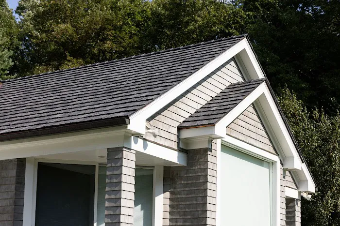Gunner Roofing Picture 1