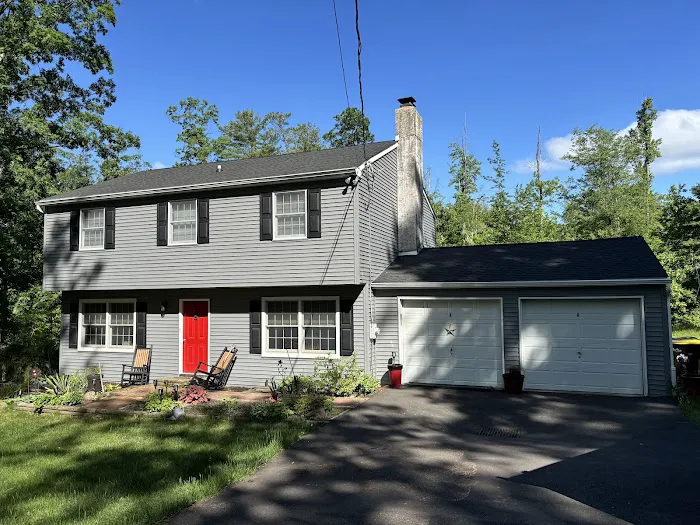 Dustin M Davis Roofing and Siding, LLC Picture 2